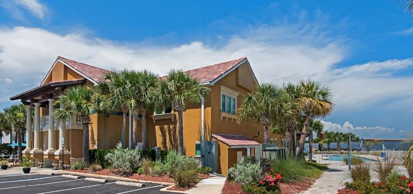 Gulf Breeze Recovery treatment setting