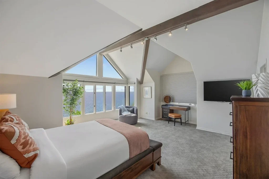 Seasons Malibu treatment setting